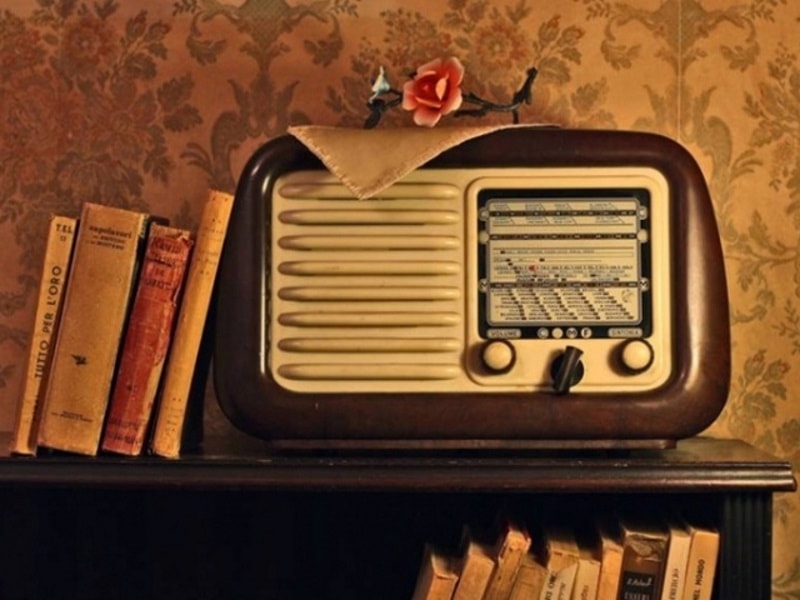 День радио отмечали первый раз в советской России торжественно, причем на высоком уровне 7 мая в 1925 году. 